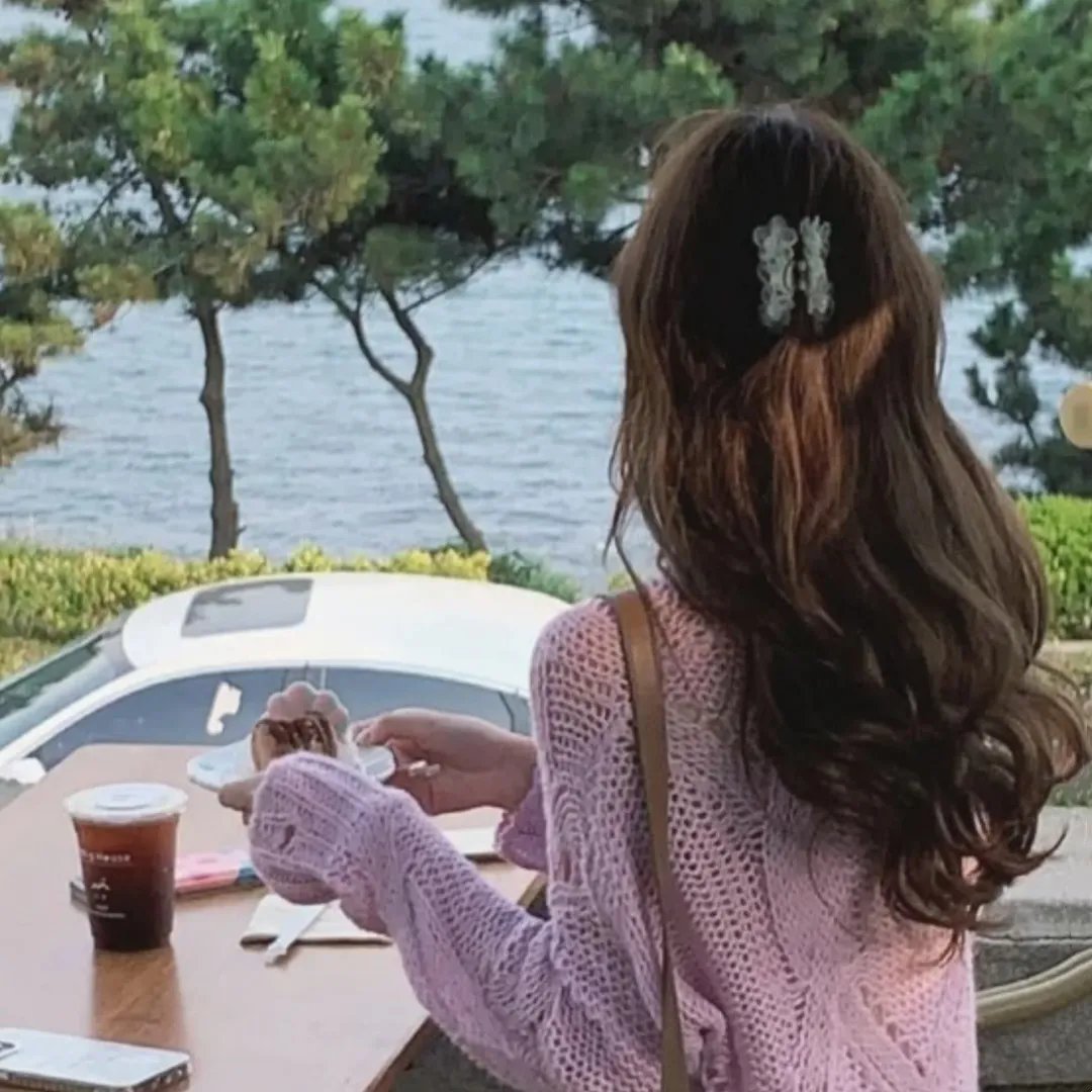 《诺曼底旅馆》海报