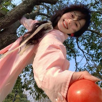 《精灵旅社4：变身大冒险》海报