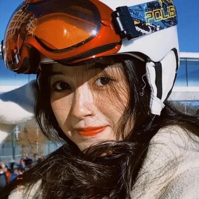 《怪异同床人》海报